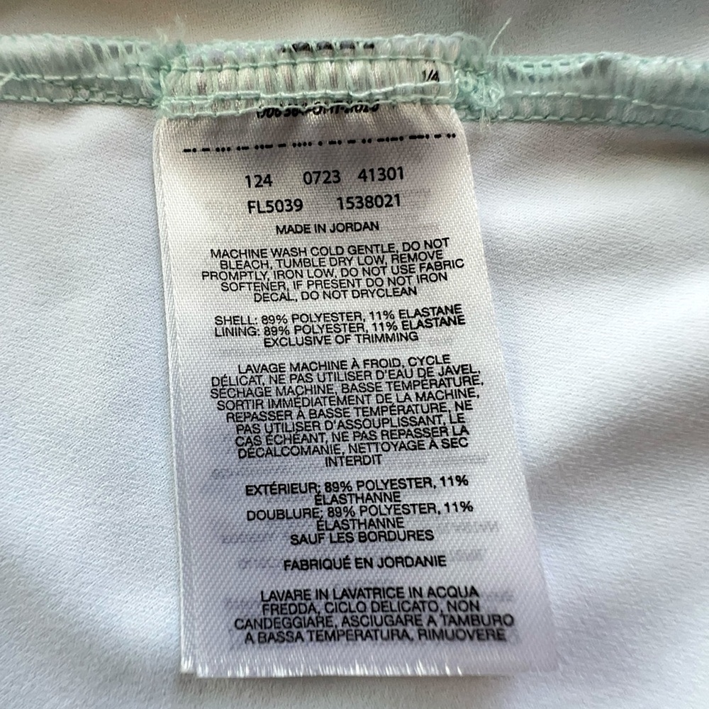 COLUMBIA SPORTSWEAR | NWOT FREEZER III PFG OUTDOOR DRESS UPF 50 | SMALL - Picture 6 of 7